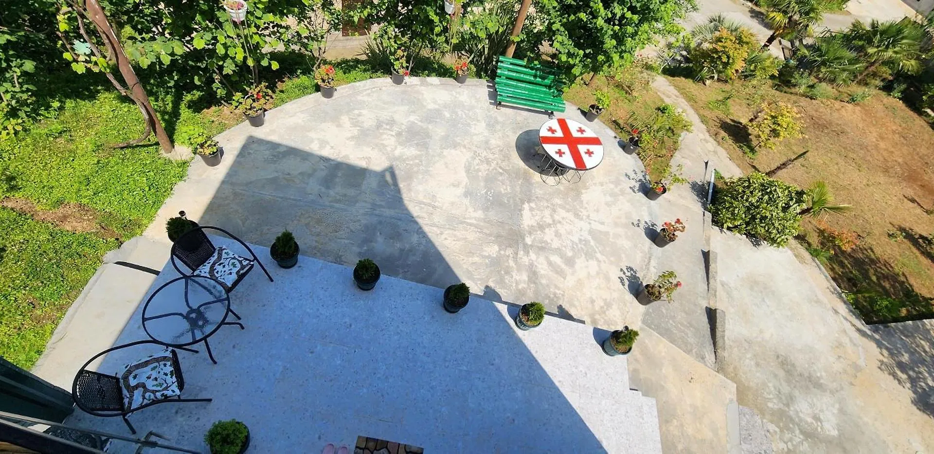 Daiana Green House Batumi 0*,